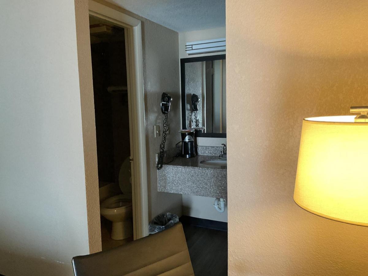 Super 8 By Wyndham Chattanooga/East Ridge Dış mekan fotoğraf