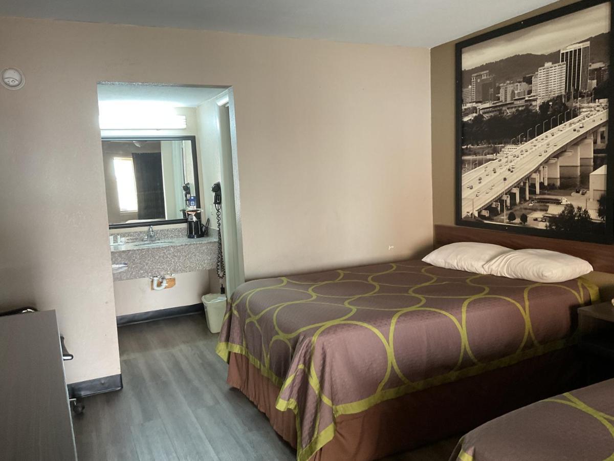 Super 8 By Wyndham Chattanooga/East Ridge Dış mekan fotoğraf