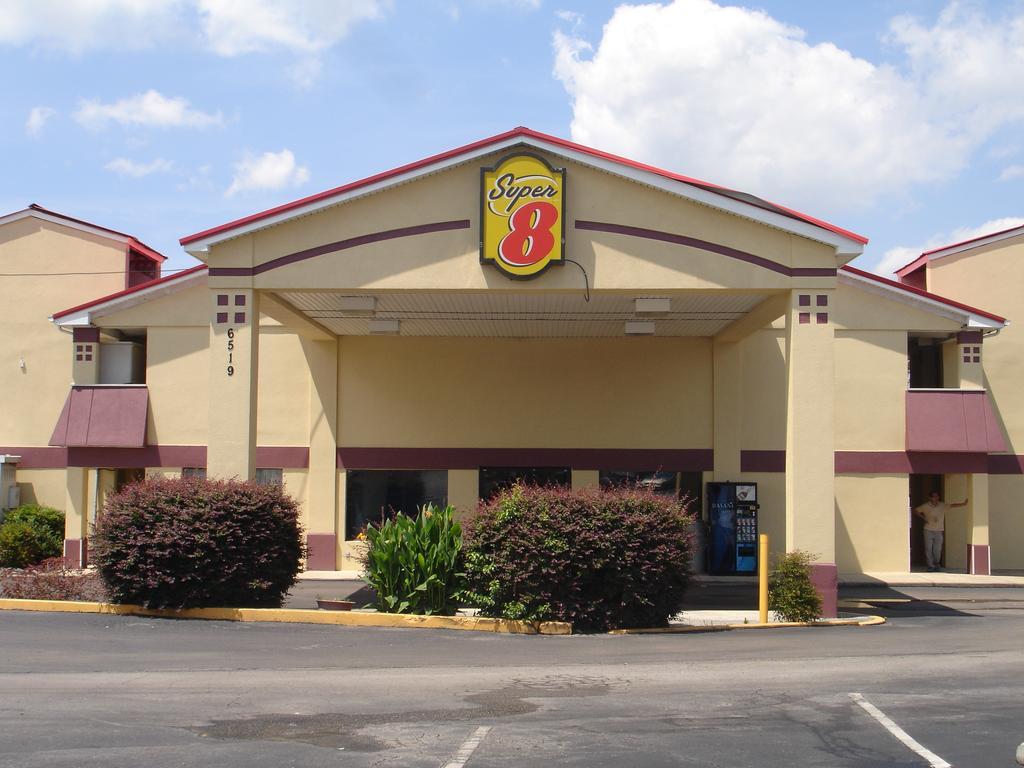 Super 8 By Wyndham Chattanooga/East Ridge Dış mekan fotoğraf